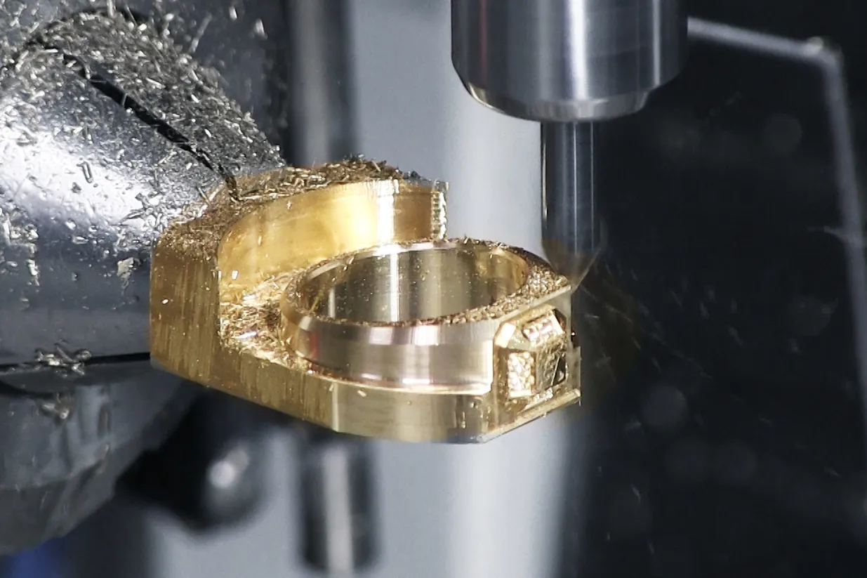 جلوگیری از هدر رفت حین ماشین‌کاری فلزات گران‌بها